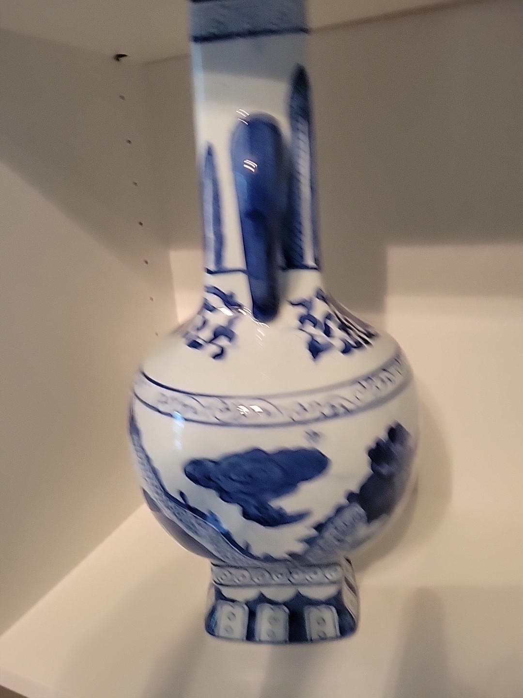 Asian Chinoiserie Vase Dragons Large Three Hands Corp Ceramic Blue White decor