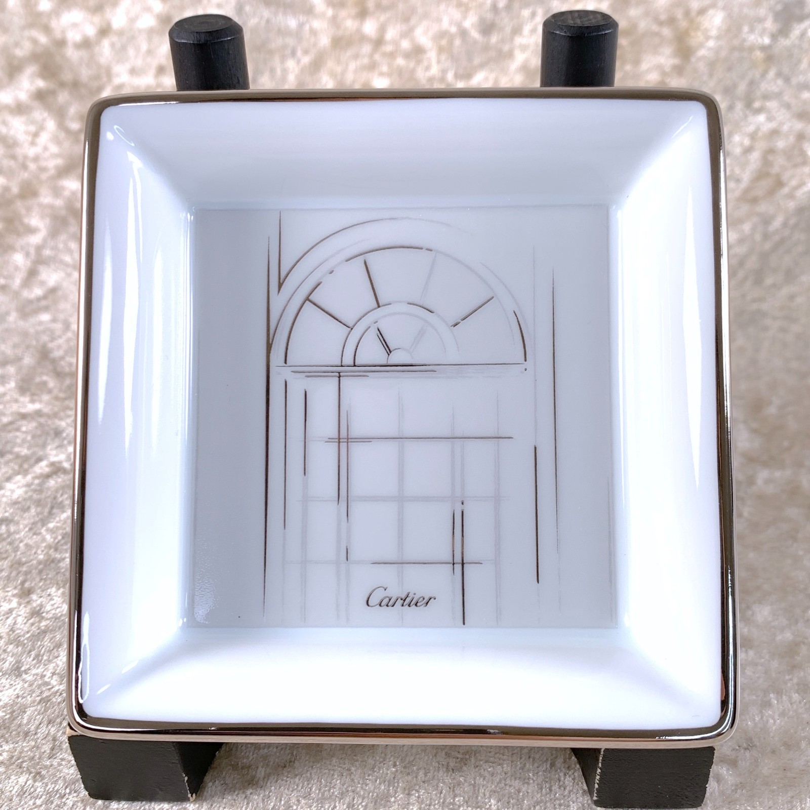 Cartier Porcelain Mini Change Tray Ashtray Platinum Painted Rim 8 x 8cm w/ Box