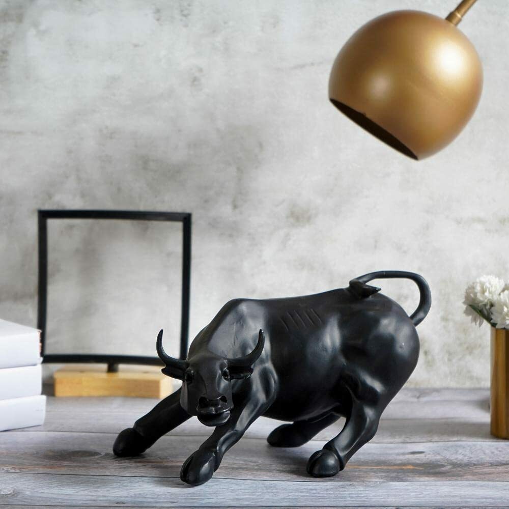 Surreal Charging Bull Showpiece Black Matte Finish 29 cm x 4 cm x 17 cm 1 Pc