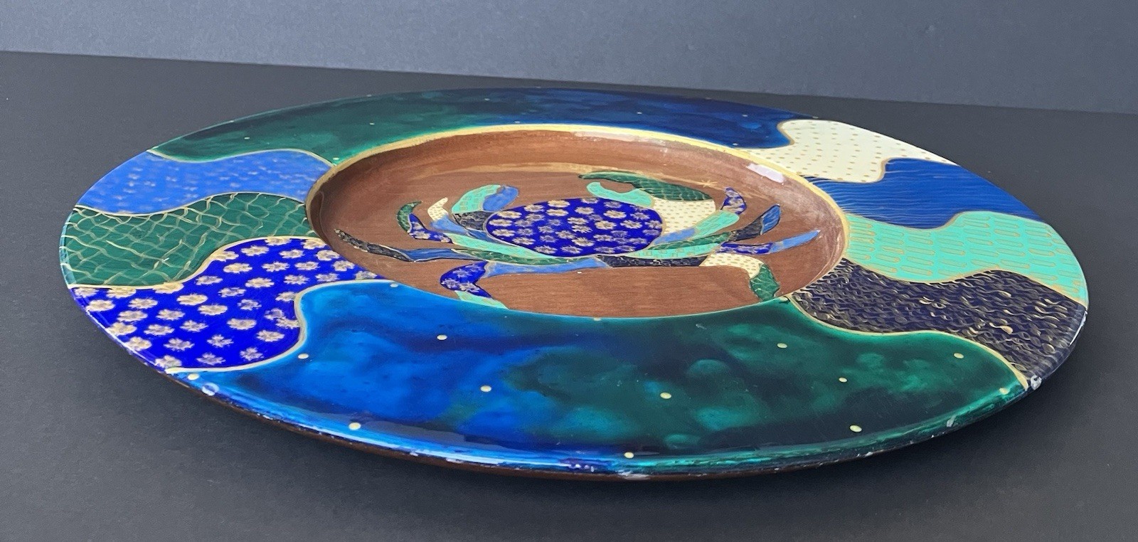 Bibi Leon Hand Crafted Painted Crab Mahogany Wood Charger Plate Tray Signed