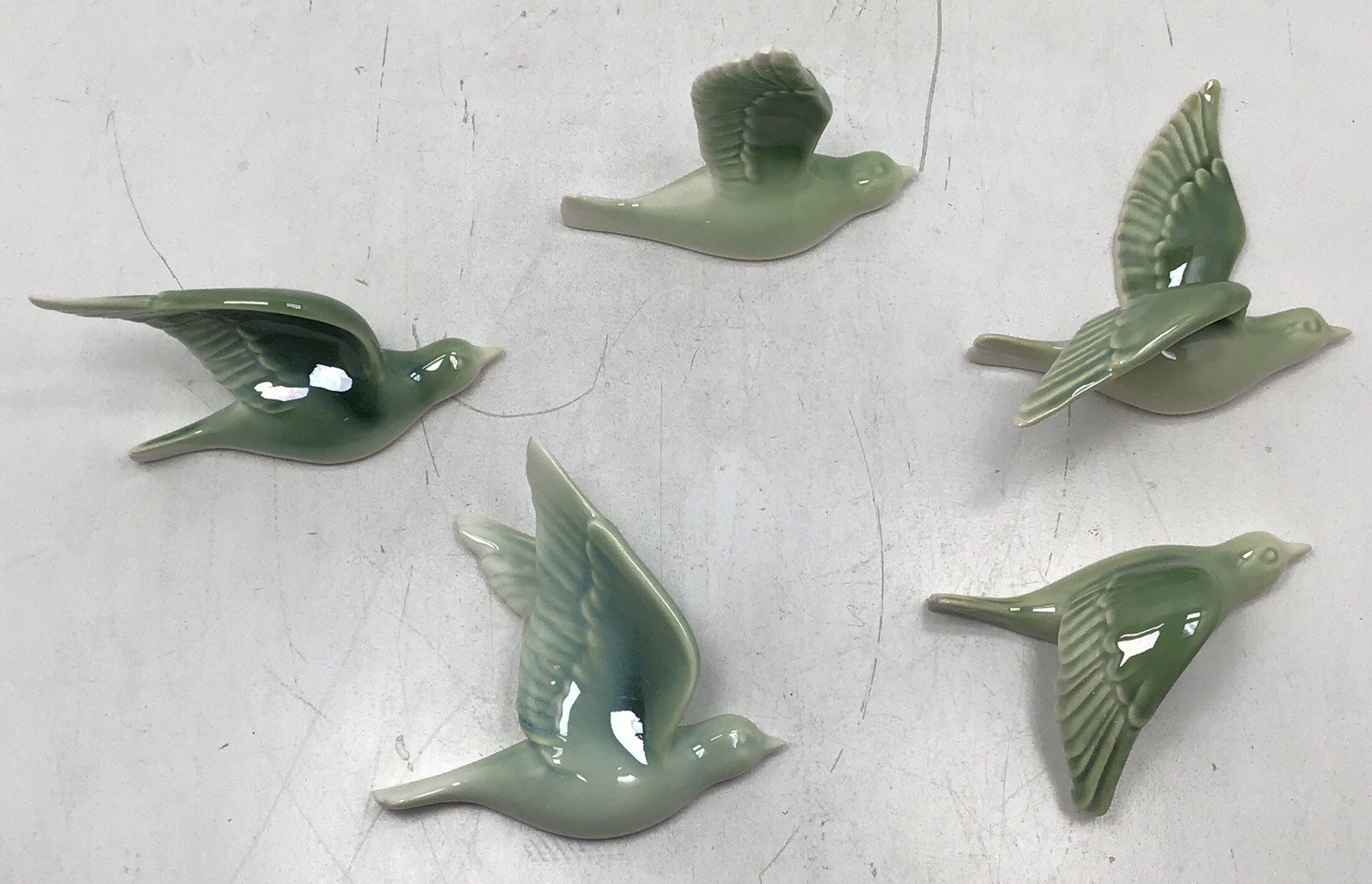 Viveterra Ceramic Birds Wall Art Set Of 5 – Green And White Gradient