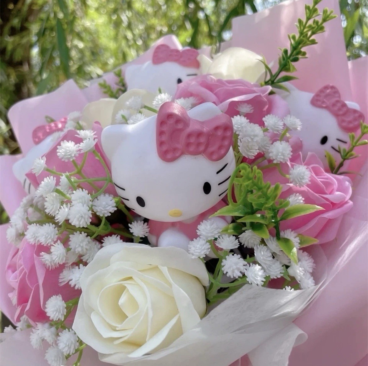 Hello Kitty Artificial Rose Bouquet Pink White Green Cartoon Theme