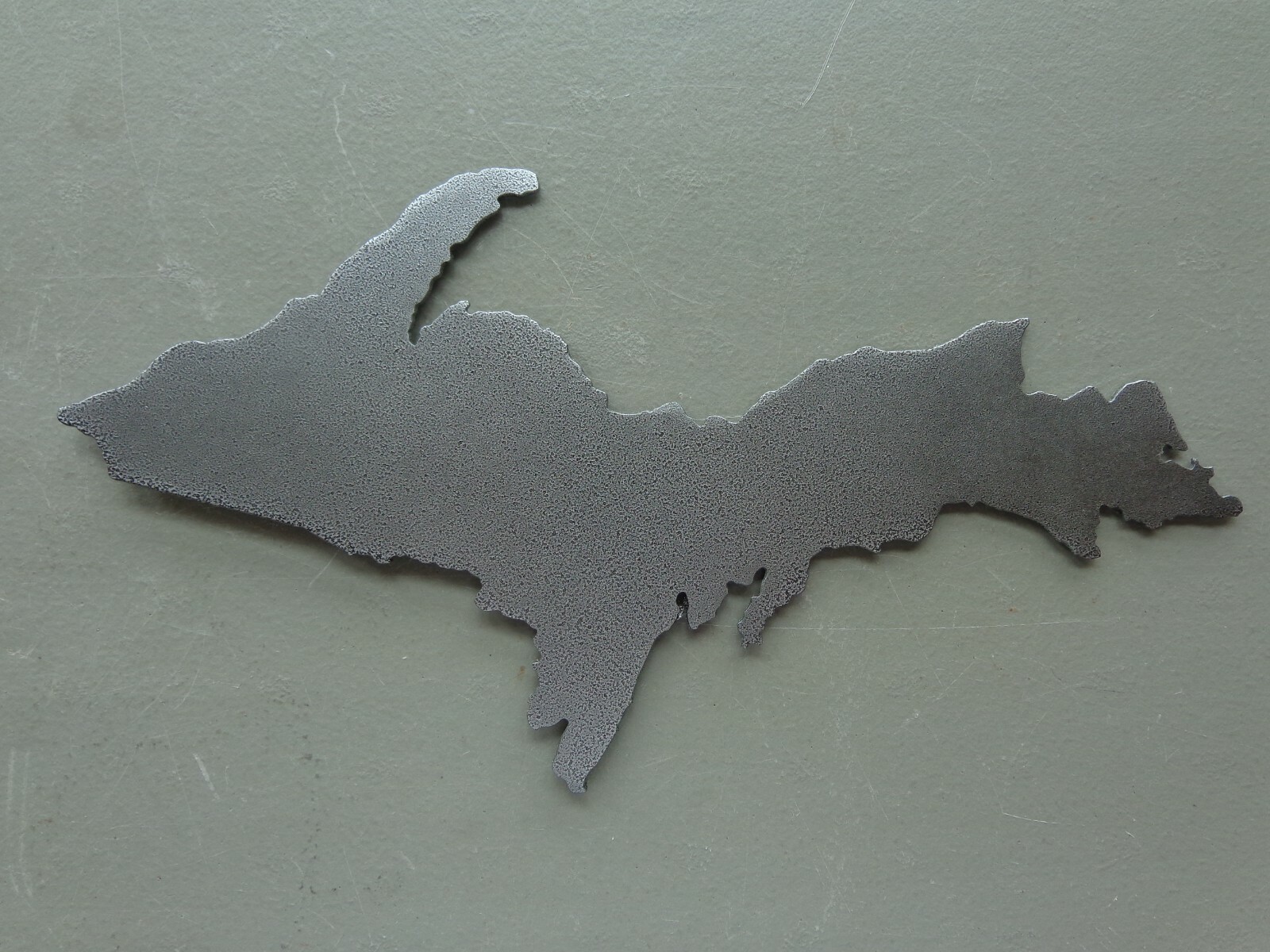 Upper Peninsula Michigan Outline Plasma Cut Wall Art 12″ W Different Colors
