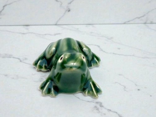 Frog Miniature Bonsai Miniature Figurine Ceramic Green 1.5″ x 1.5″ x 1.0″ Tall