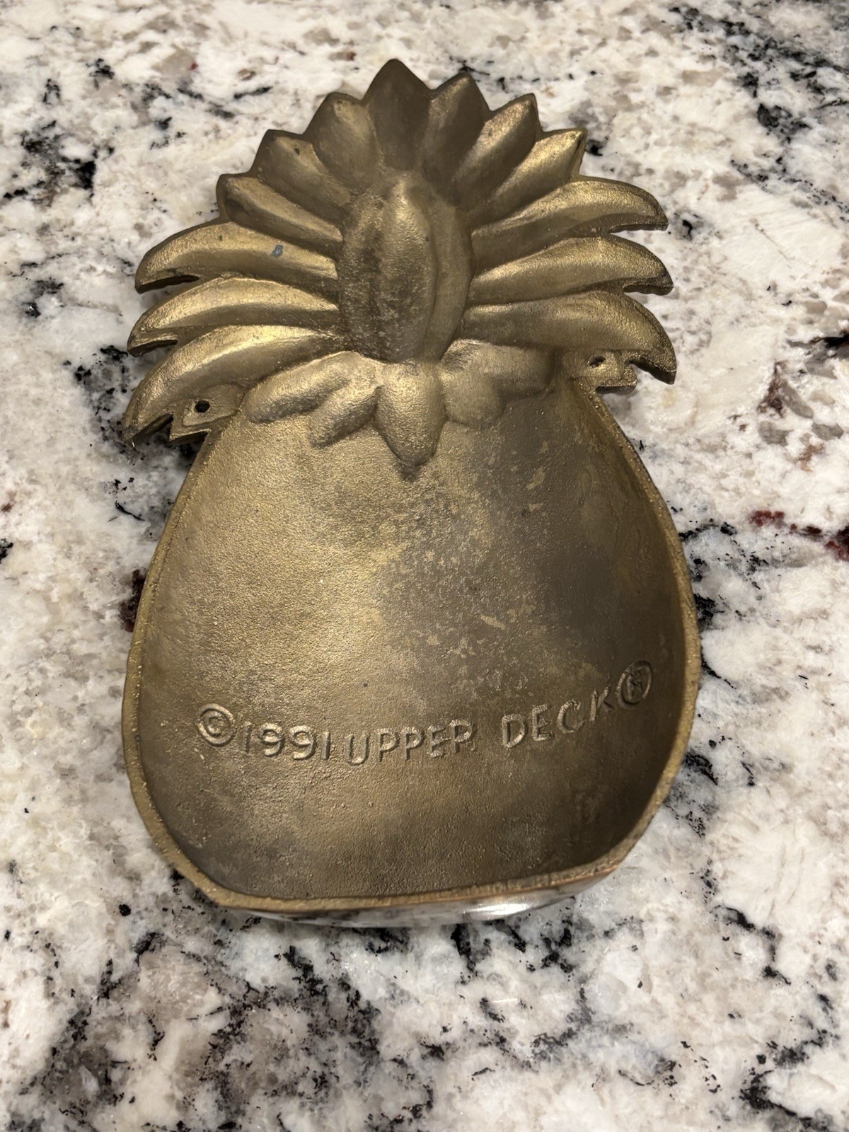 1991 Upper Deck Brass vintage Pineapple Wall Hanging Tropical Paradise Beach