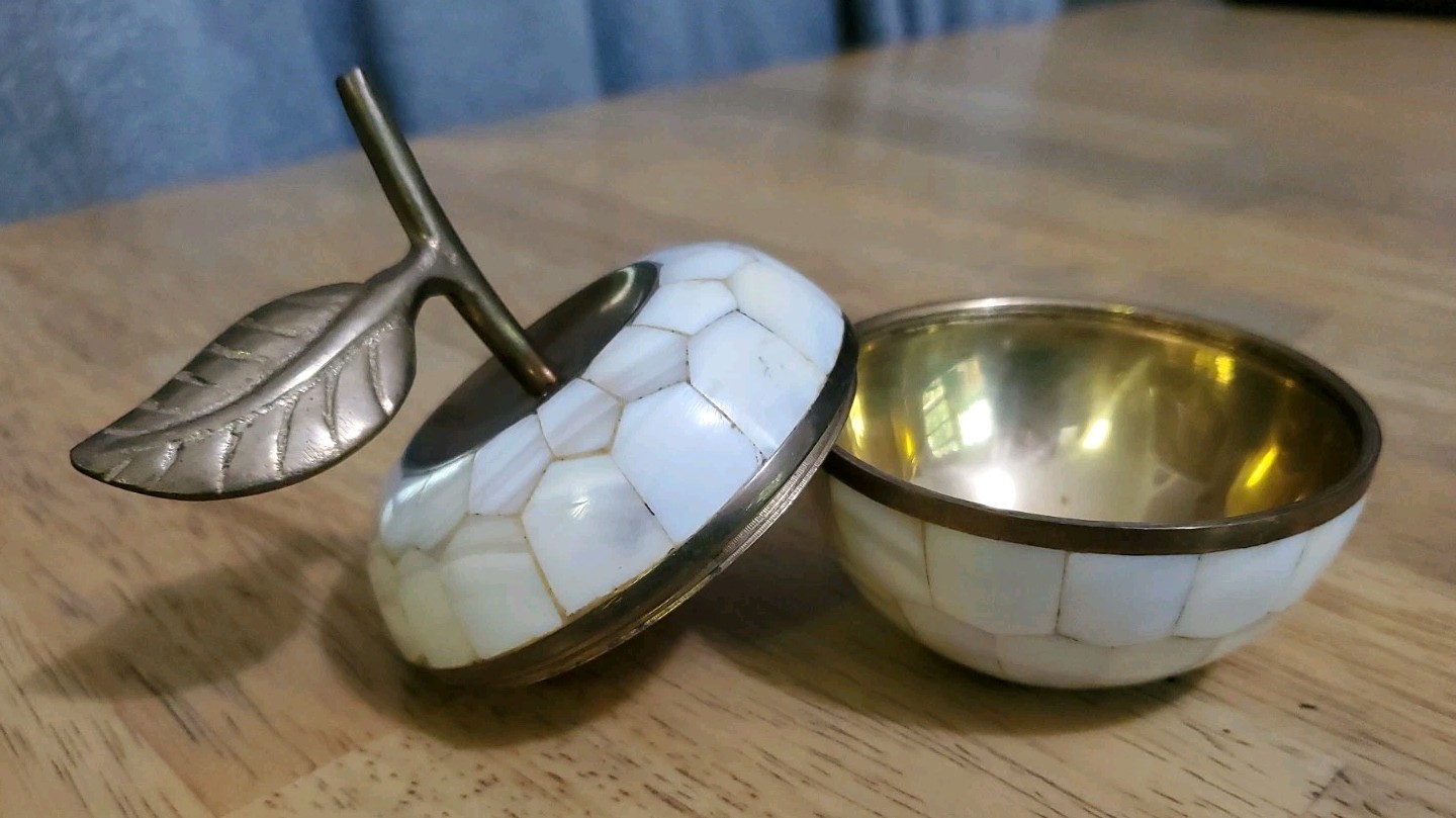 Vintage Apple Trinket Box Mother of Pearl Brass Inlay Gold White Trinket Decor