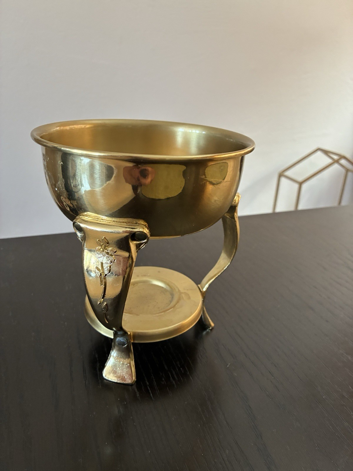 Source Unknown Brass Footed Bowl with Decorative Legs – Gold