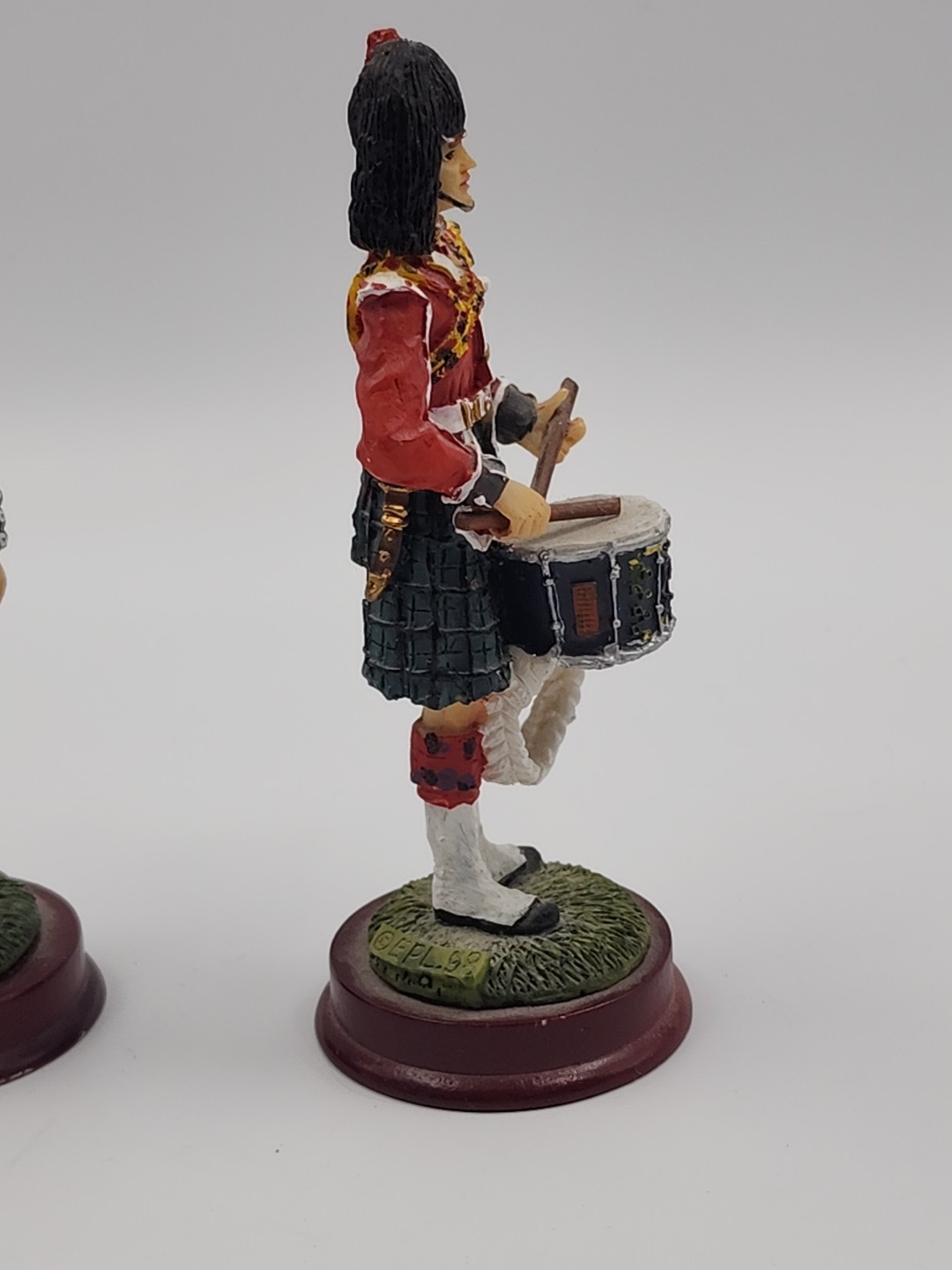 Set Of 2 Toscano Knights 6 Inches Tall European Styled Figurines Soldiers