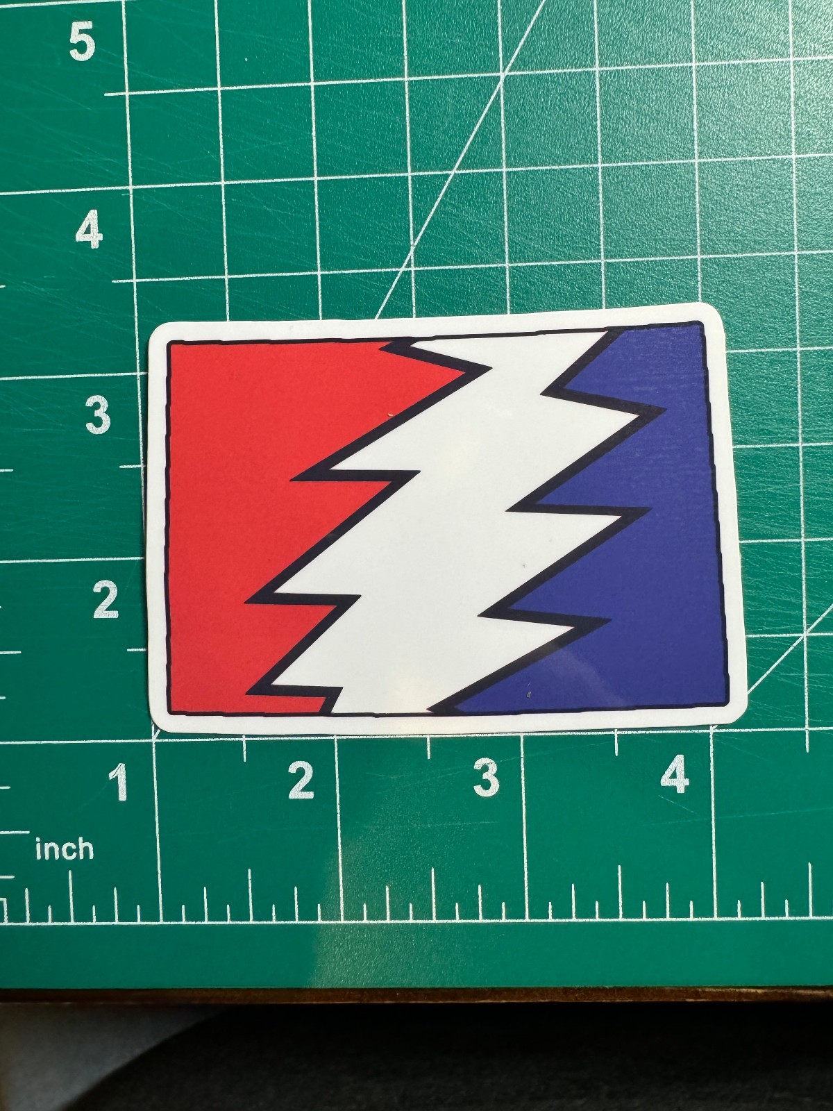 Colorado Stealie – Grateful Dead – Laminated Vinyl Sticker – 2.5″x3″