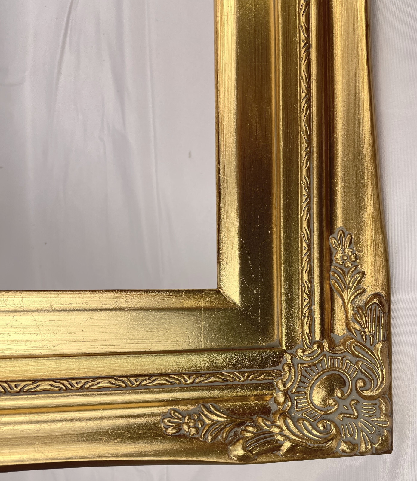 Antique Gold Ornate Baroque Wood Picture Frame Gold Liner 3″ Wide