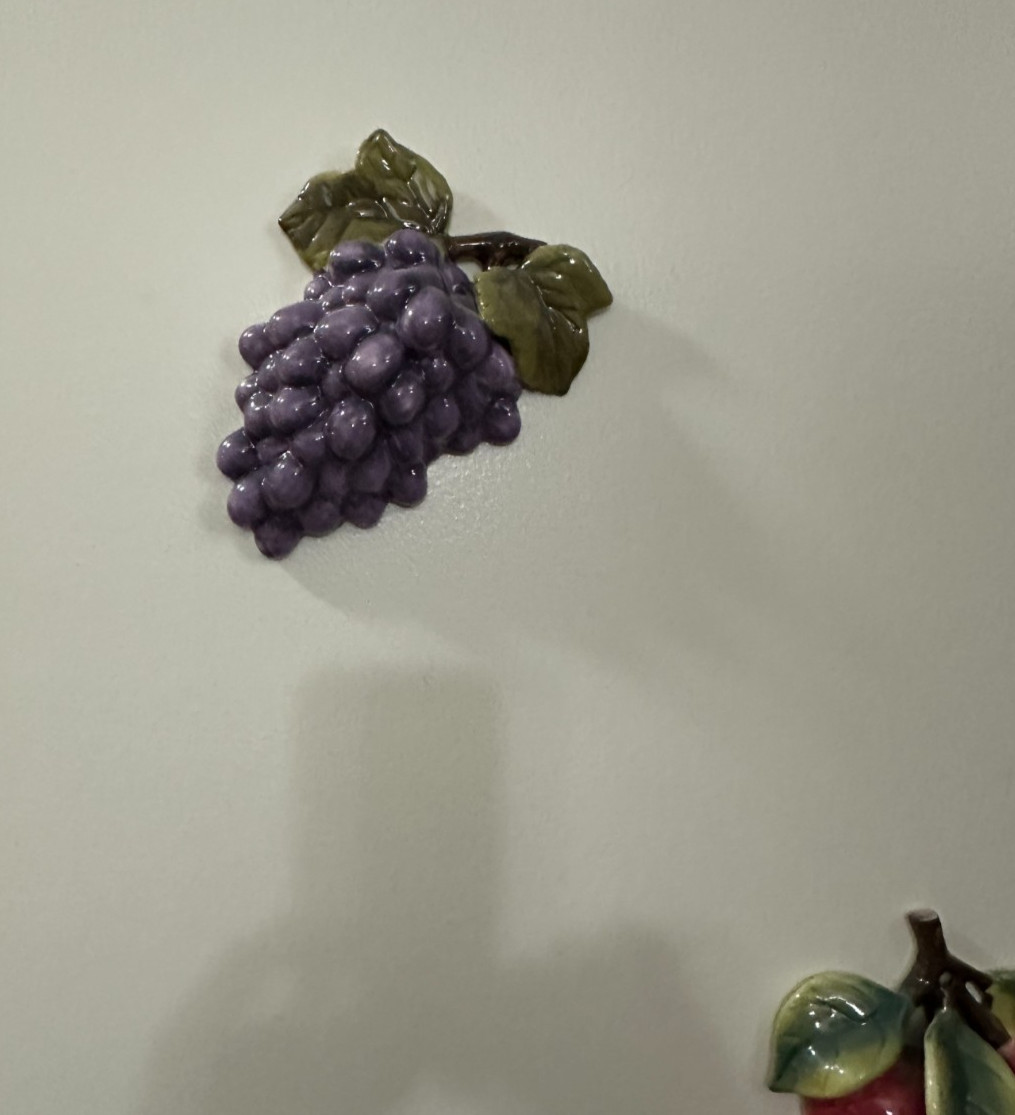 Home Interiors Set of 3 Ceramic Multicolor Fruit Wall Plaques Apple Pear Grapes