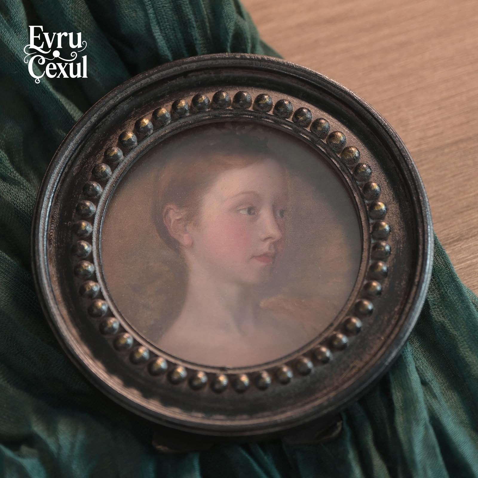 Small Round Vintage Picture Frames 3×3 – Antique Wallet Size Picture Frames 3…