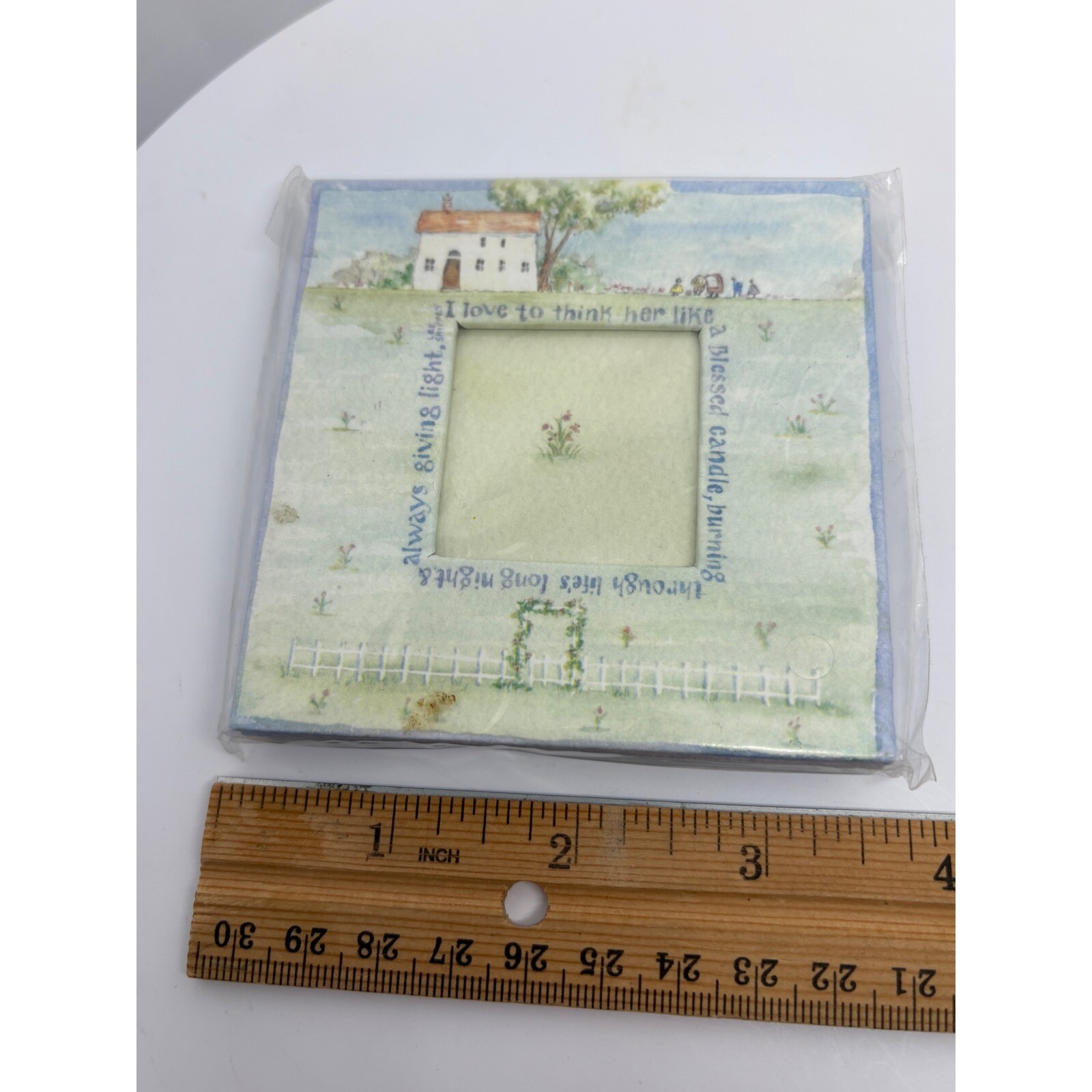 1.5 x 1.5″ photo holder Michel & Co Cottage Picture Frame Farmhouse Decor 4×4