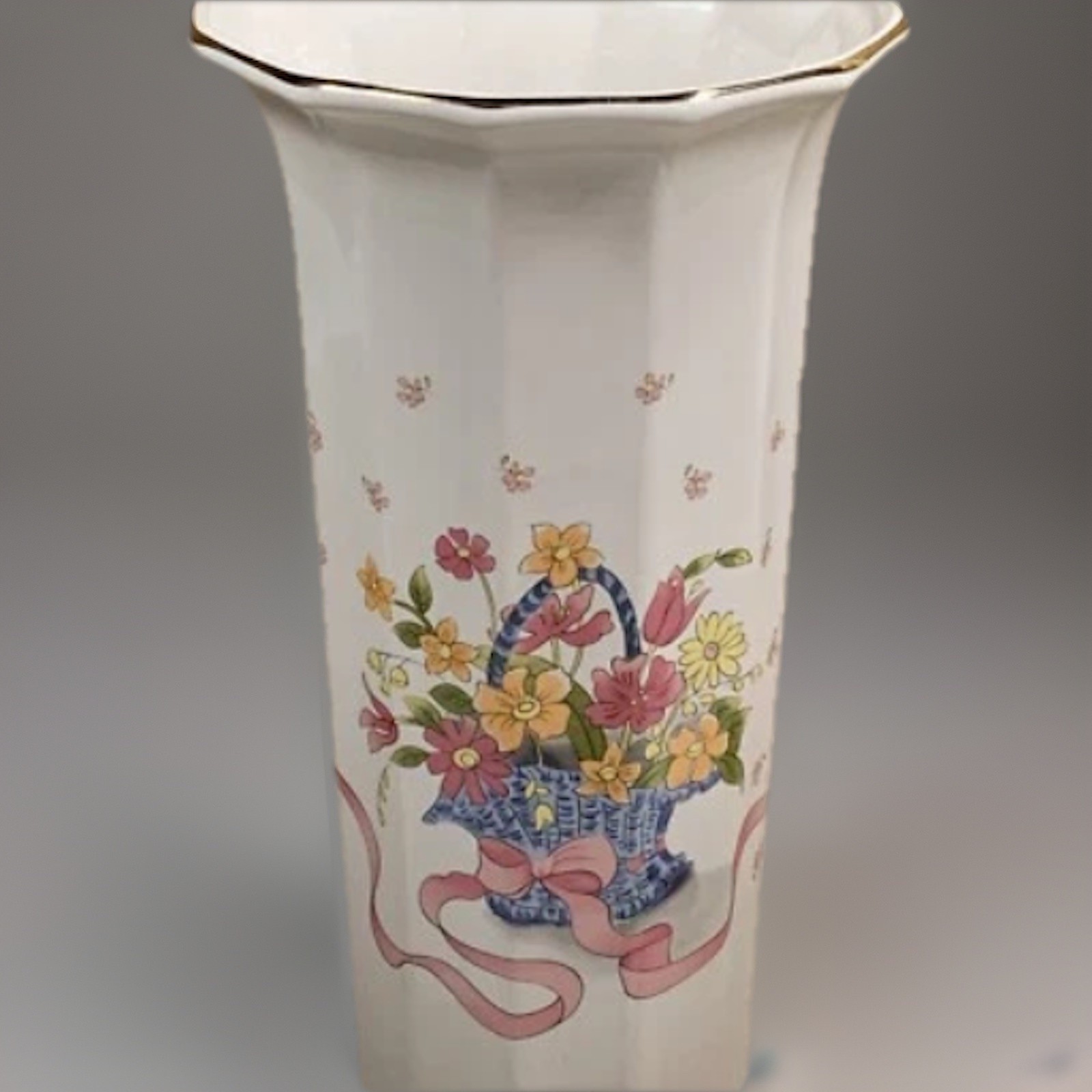 Vintage Fine China Japan Fluted Floral Vase Gold Trim White Dodecagon/12 Sides