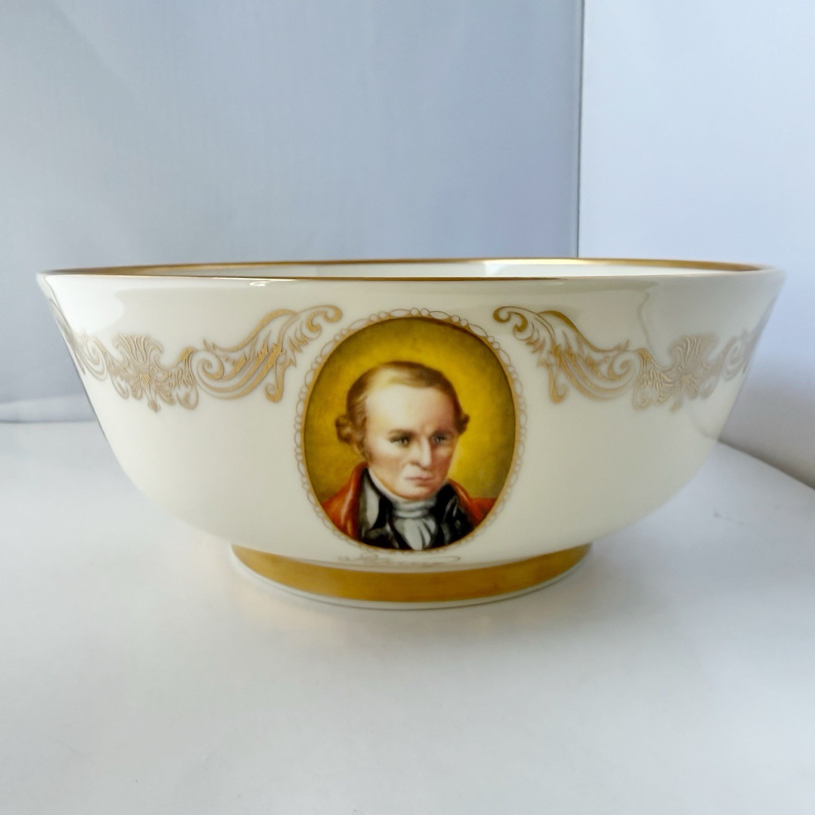 Vintage Lenox United States Patriots Portraits Gilt Rim Decorative Bowl