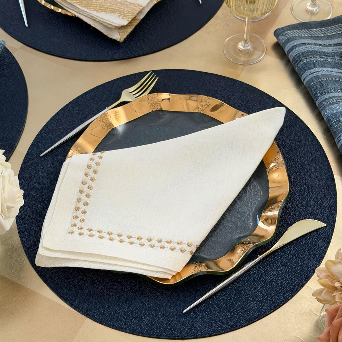 Skate Shagreen Easy Care Placemats- Wipeable Vinyl Table Mats – Round – Set of 4