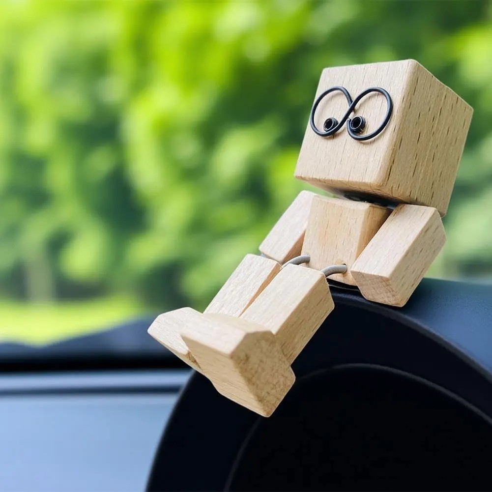 Shaking Wooden Man Figurine – Leg-Swinging Car Decor & Creative Gift