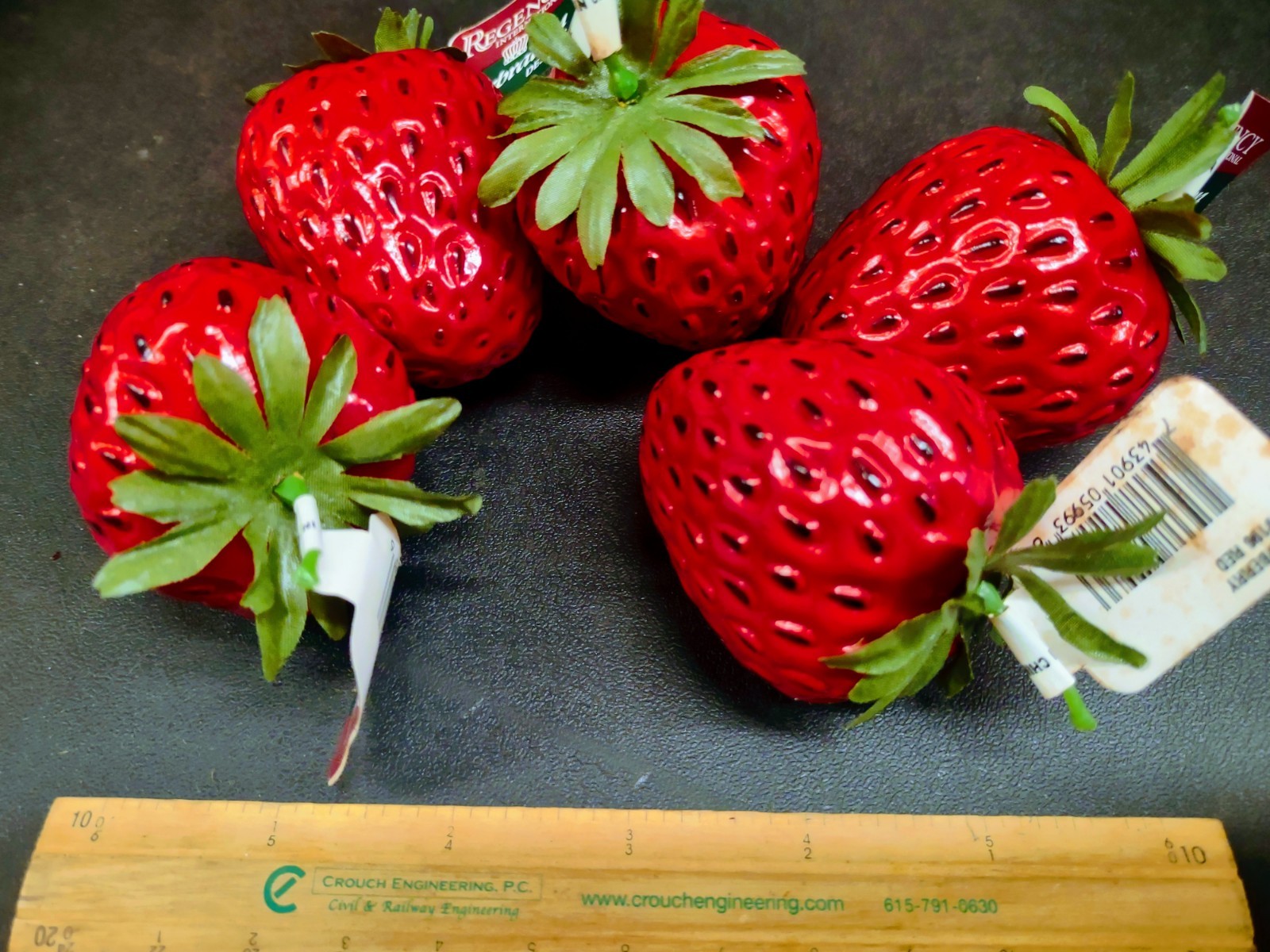 🍓 5 Pieces: Hard Plastic Jumbo Strawberry Fruit 3″ Tall 2″ Wide Strawberries 🍓