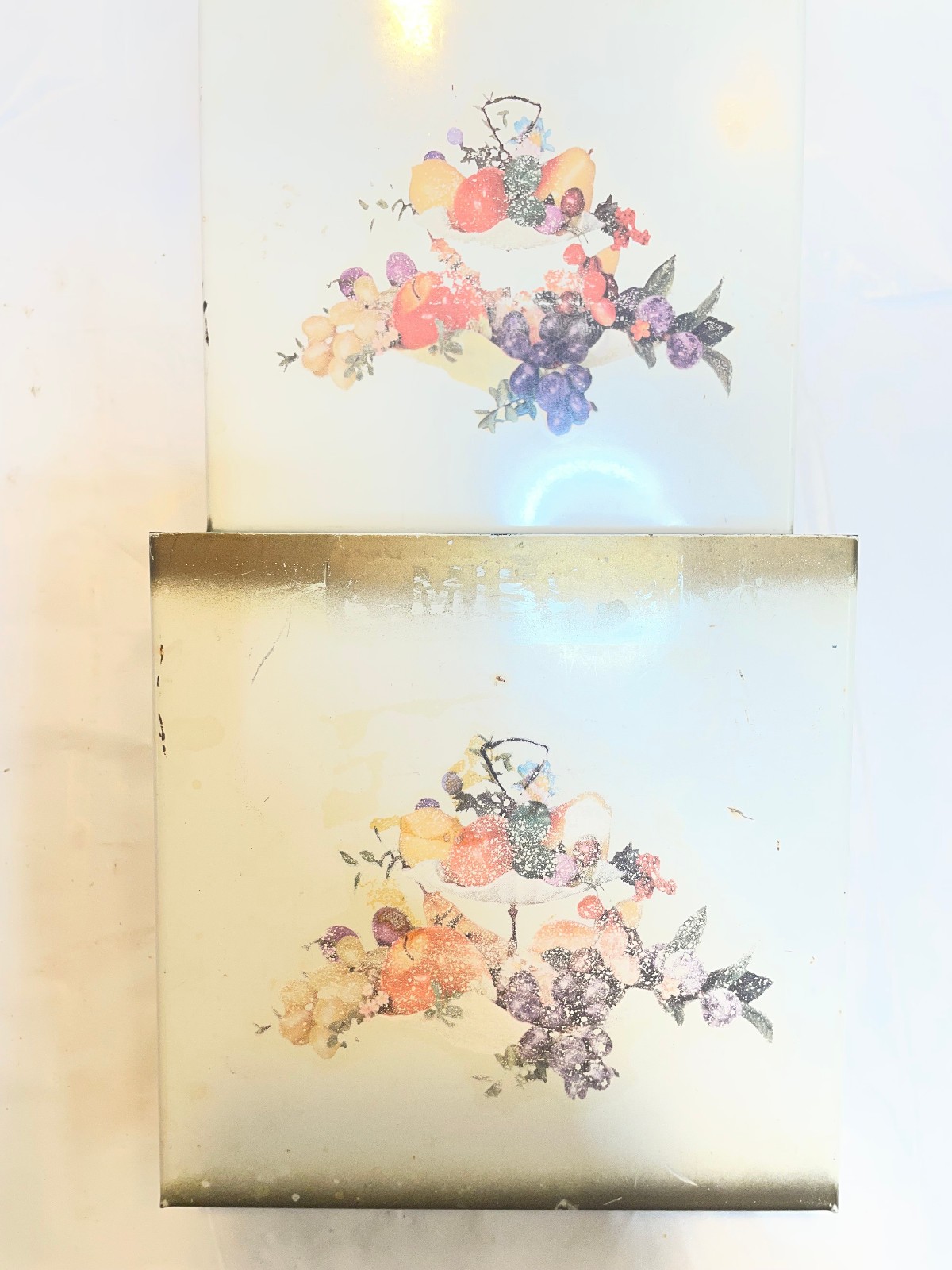 Vintage Metal Wall Mail Organizer Hanging Letter Bill Holder Mid Century