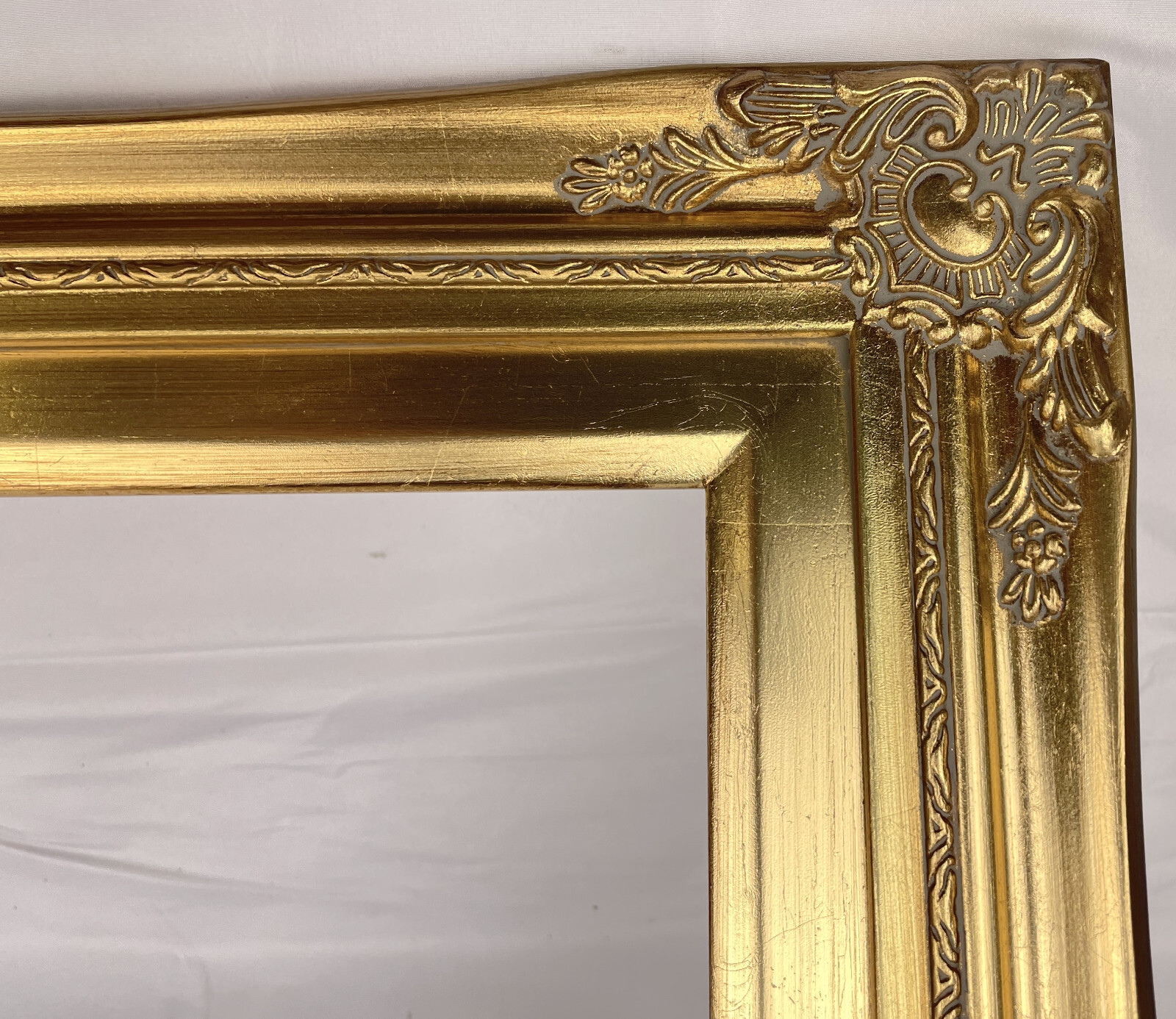 Antique Gold Ornate Baroque Wood Picture Frame Gold Liner 3″ Wide