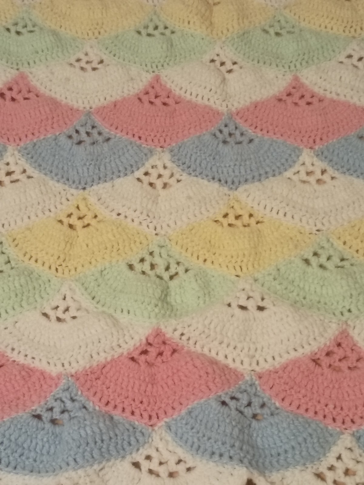 Vintage Crochet Baby Afghan Blanket Fan Scallop Pastel Rainbow 34×31 Unisex
