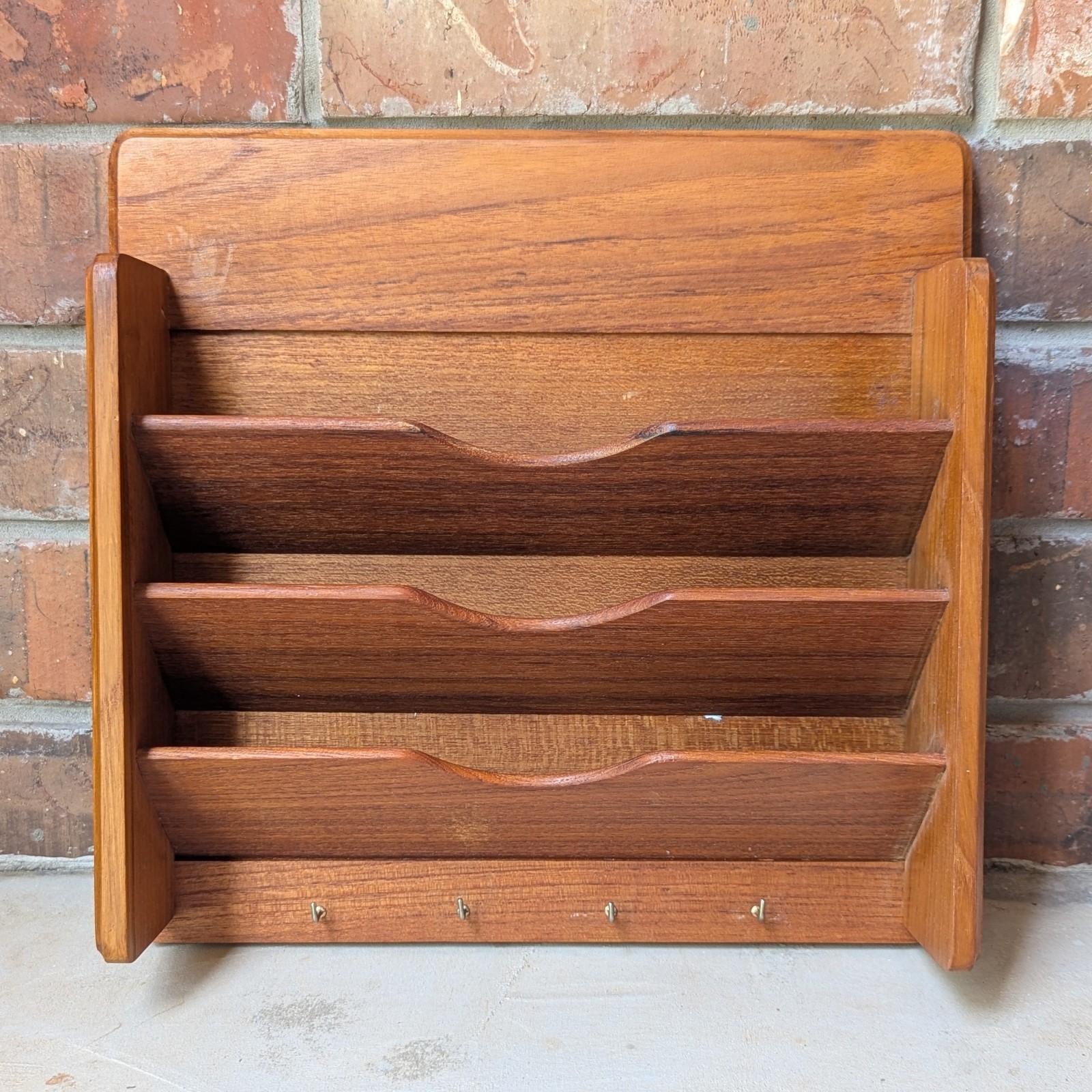 Vintage Goodwood Teak MCM Wall Mail Organizer Key Letter Holder Rack Danish