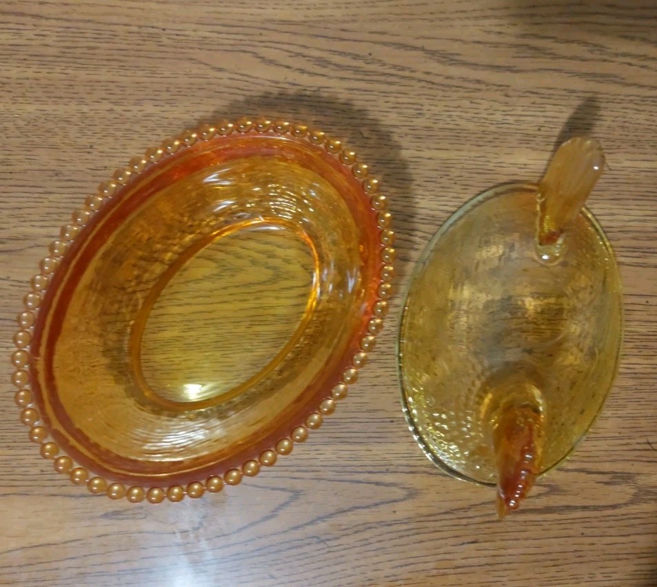 Amber Glass ”Hen on Nest” Covered Dish 5 1/2 In Tall 7 In Long NEW