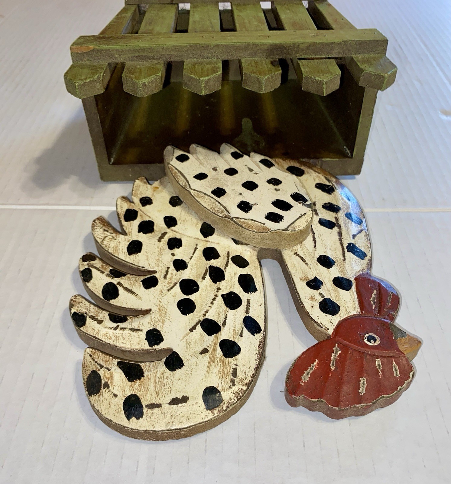 Wooden Hanging Chicken With Letter Basket & Coat Hooks Folk Art Country Decor