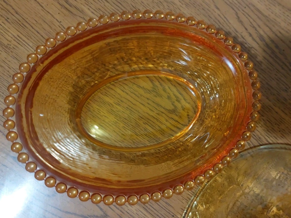 Amber Glass ”Hen on Nest” Covered Dish 5 1/2 In Tall 7 In Long NEW