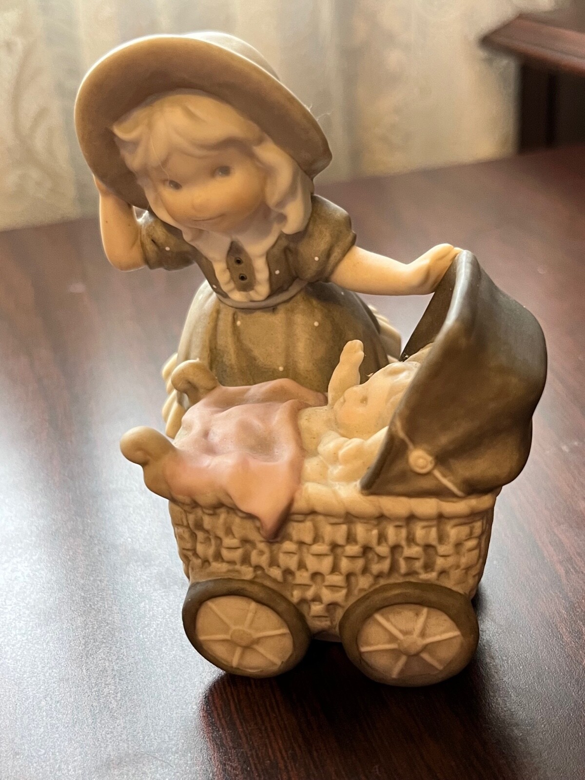 Pretty As A Picture, Kim Anderson figurine-A Little Bit of Heaven