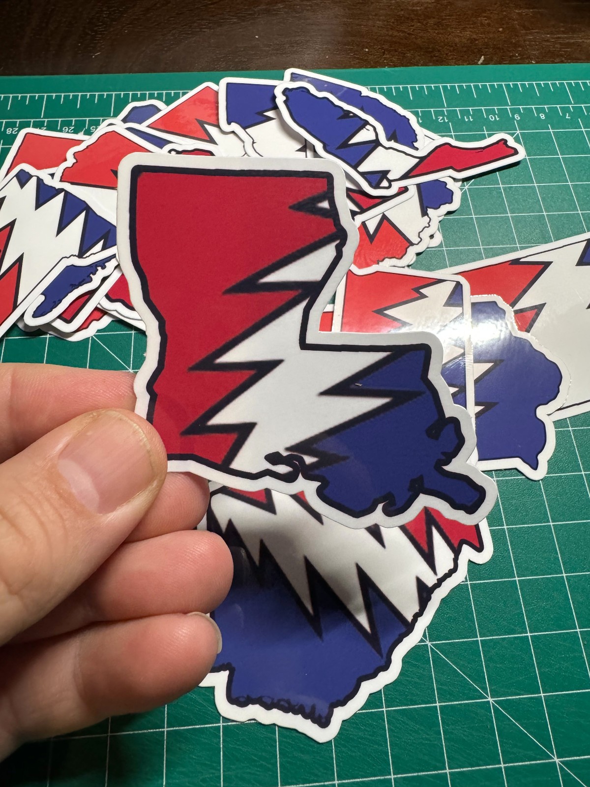 Louisiana Stealie – Grateful Dead – Laminated Vinyl Sticker 3″x3″