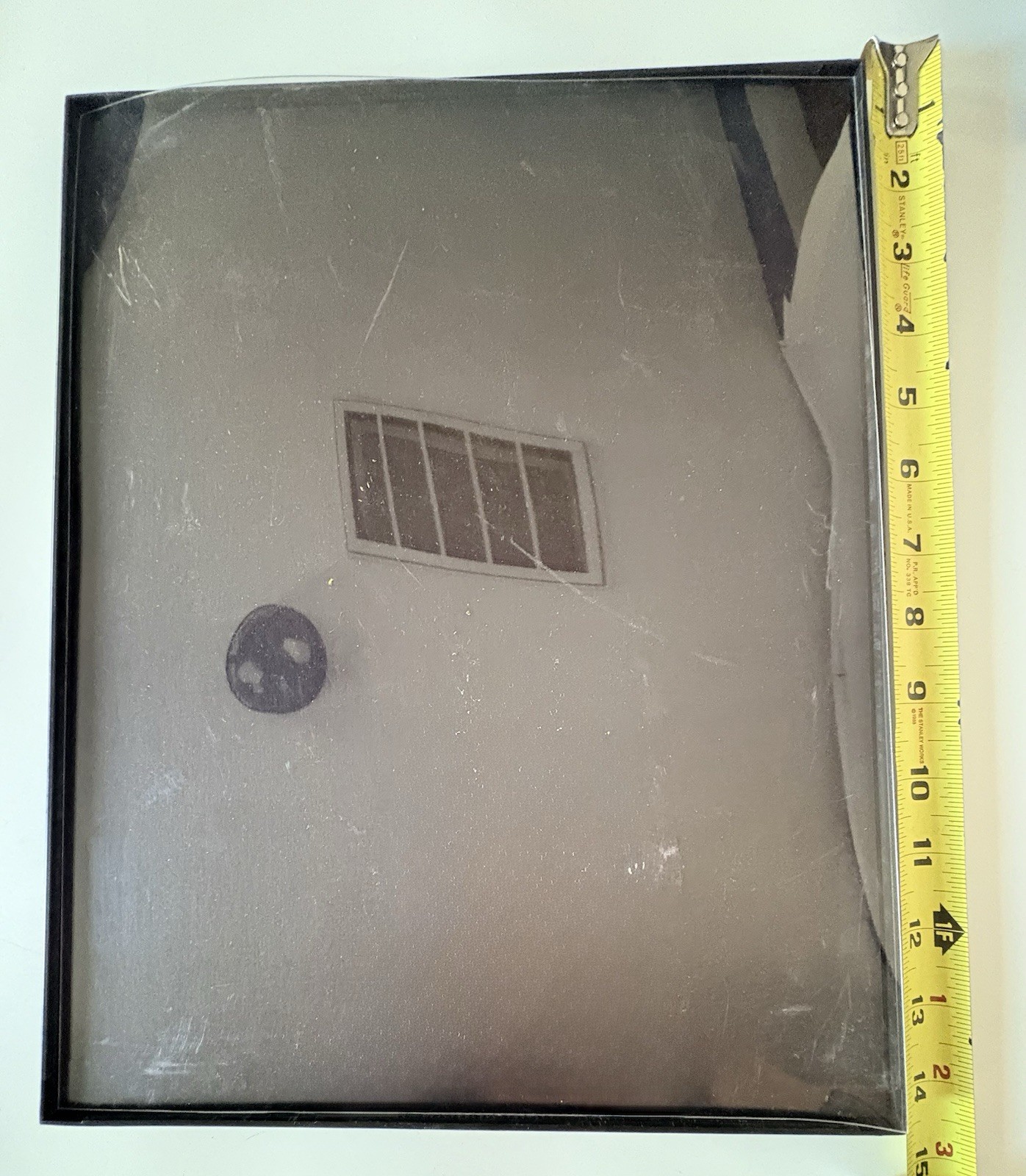 Lot of 6 Black Plastic solid smooth Frames 5- 8×10 1-11×14 Hanging Or Standing