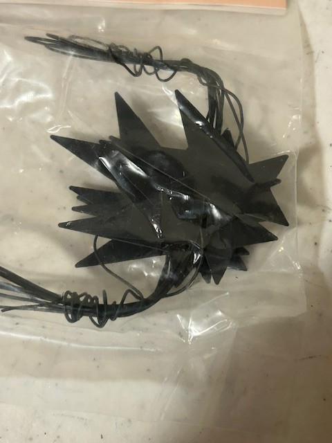 2 in Black Primitive tin Star Garland – 6 ft