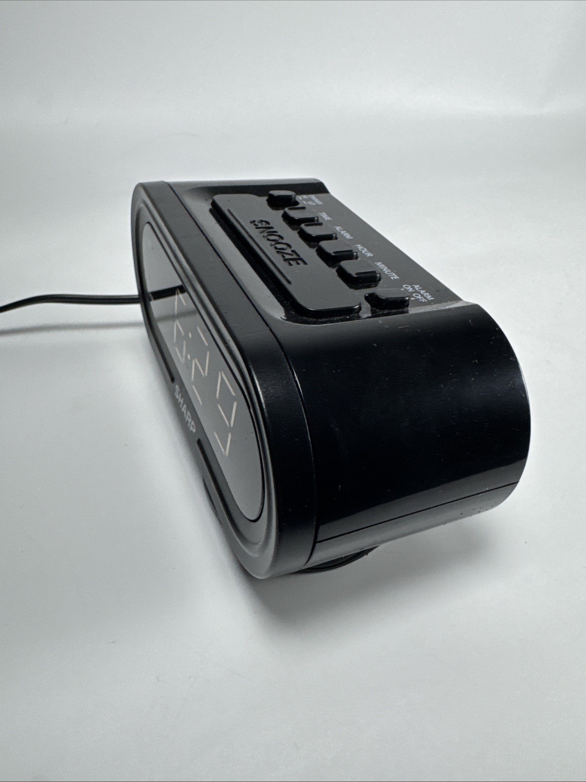 Sharp SPC476 AccuSet Alarm Clock with Display Dimmer – 5.5×2.5in