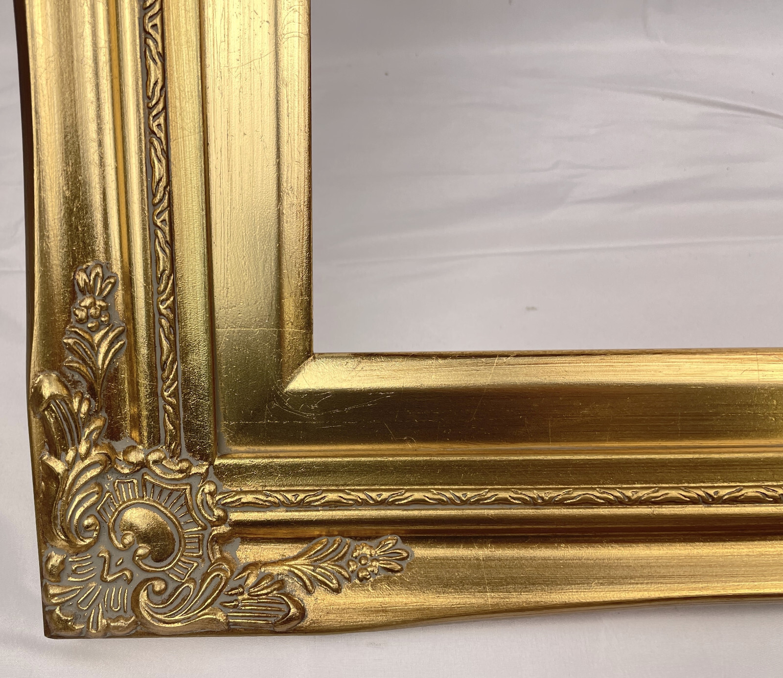 Antique Gold Ornate Baroque Wood Picture Frame Gold Liner 3″ Wide