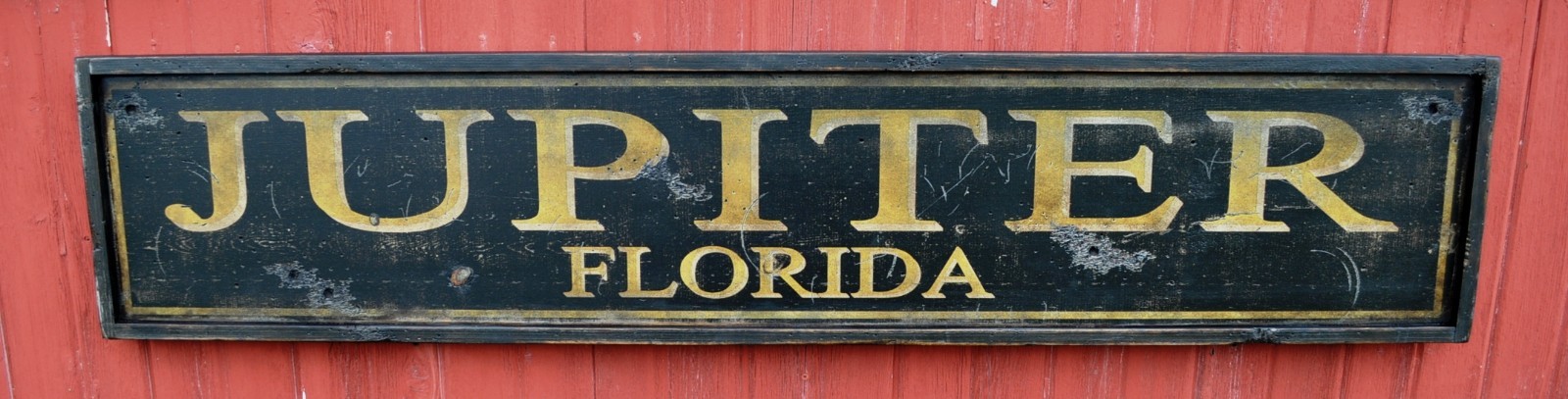 Custom City, State Wood Sign with Trim – Rustic Hand Made Vintage Wood Sign