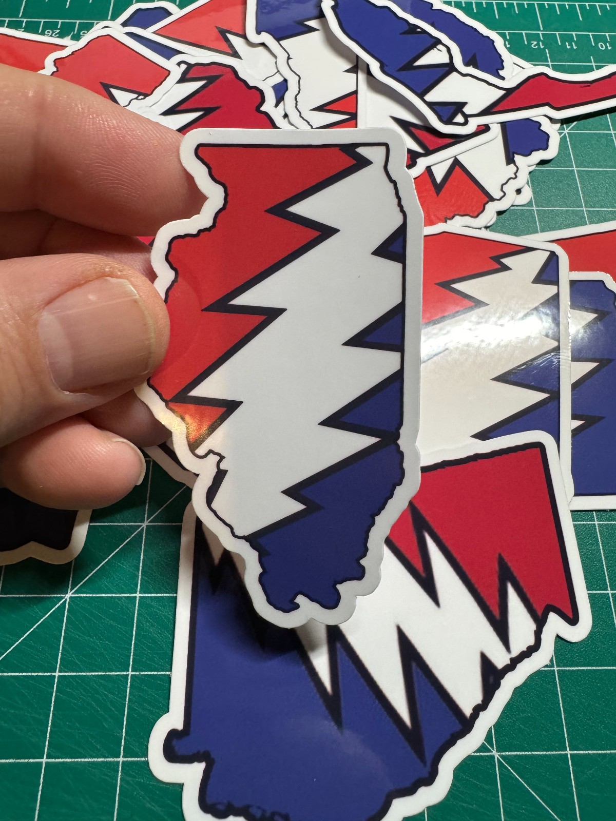 Illinois Stealie – Grateful Dead – Laminated Vinyl Sticker 2″x3″