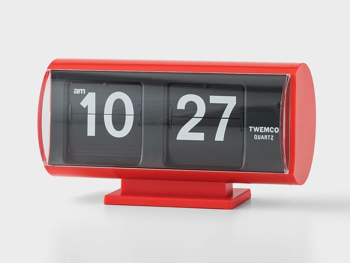 TWEMCO Table Flip Clock QT-30T, Retro Cylinder Shape, 7 x 3¼ x 3 ¾ in, Red NIB