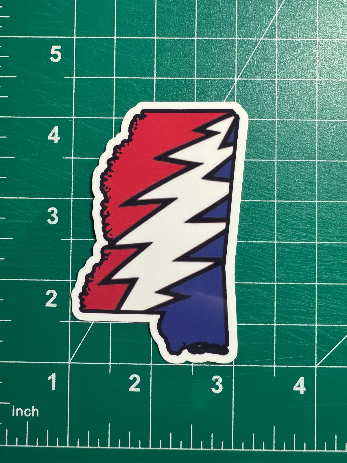 Mississippi Stealie – Grateful Dead – Laminated Vinyl Sticker 2″x3″
