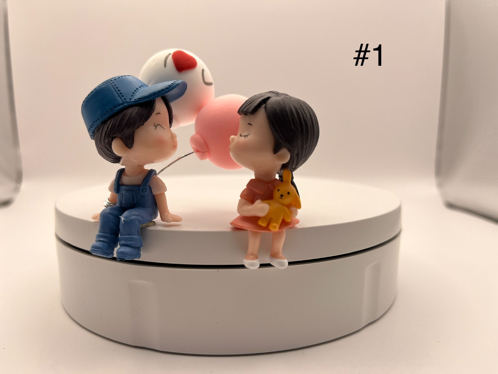 Cute Couple Mini Figure Statue Car Dashboard Decor Cartoon Interior Ornaments