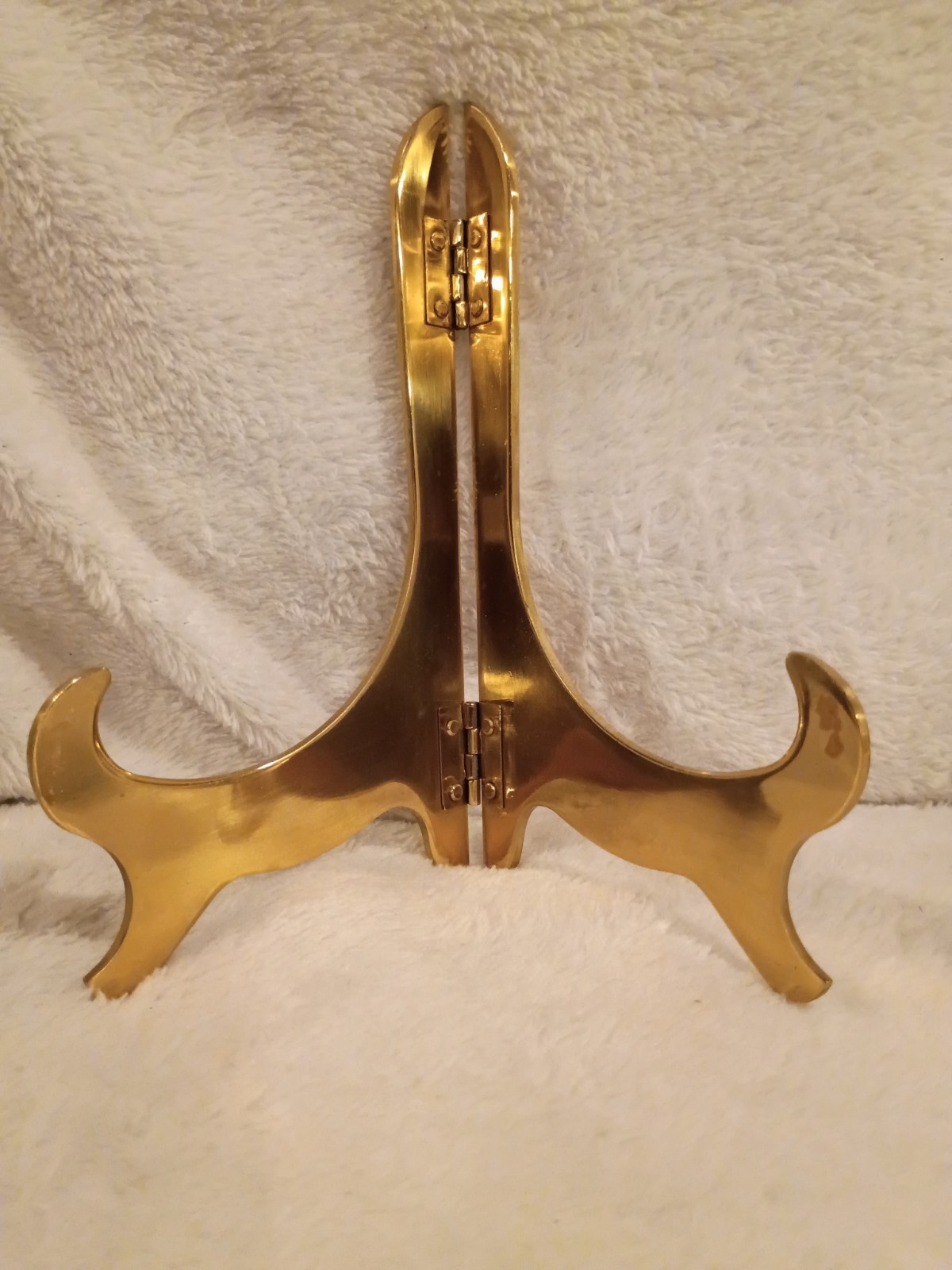 Vintage Solid Brass Easel Plate Stand Picture Holder – 6 .5 inches tall.