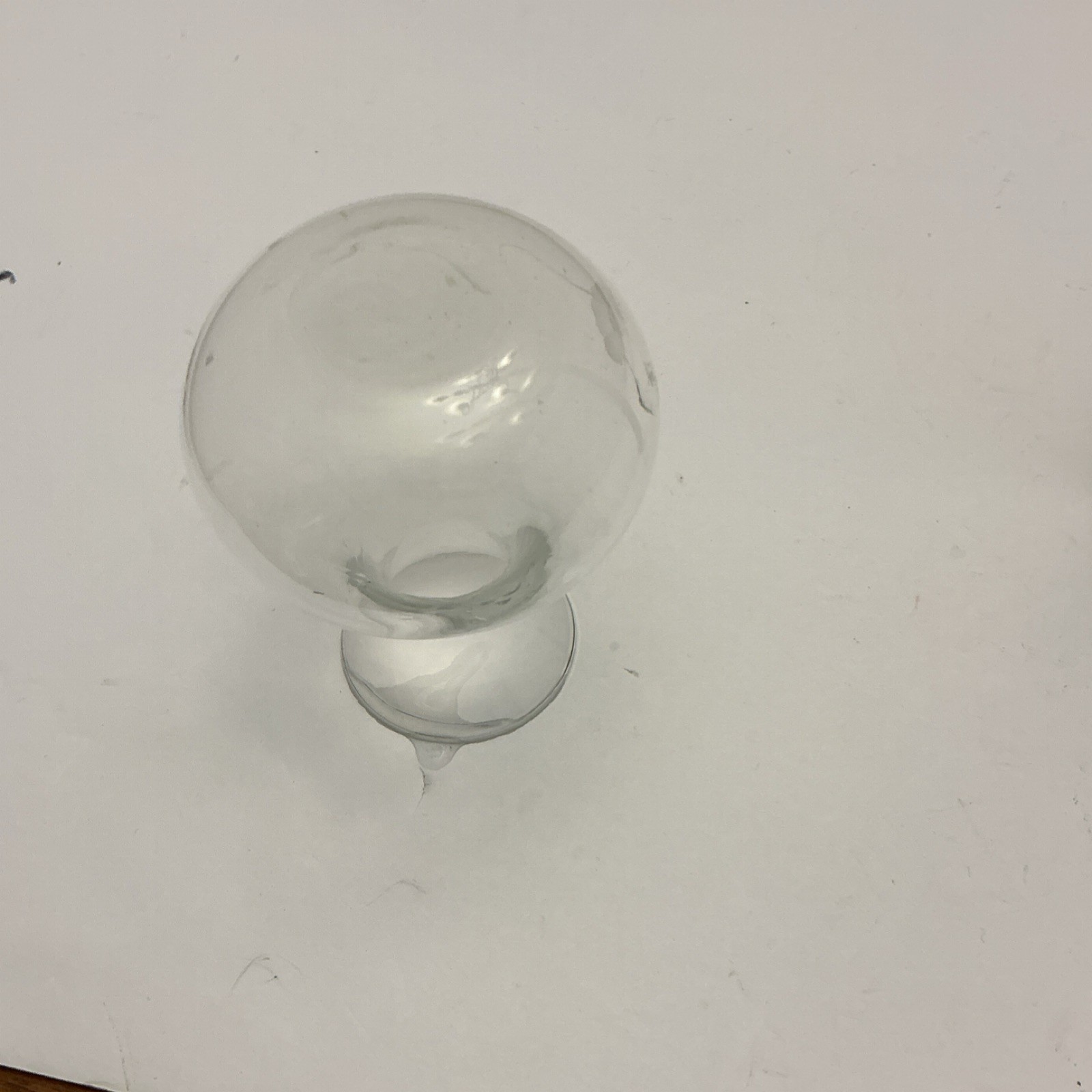 Clear Glass Bulb Bud Vase Polished Freestanding Less Than 6 in for Any Room
