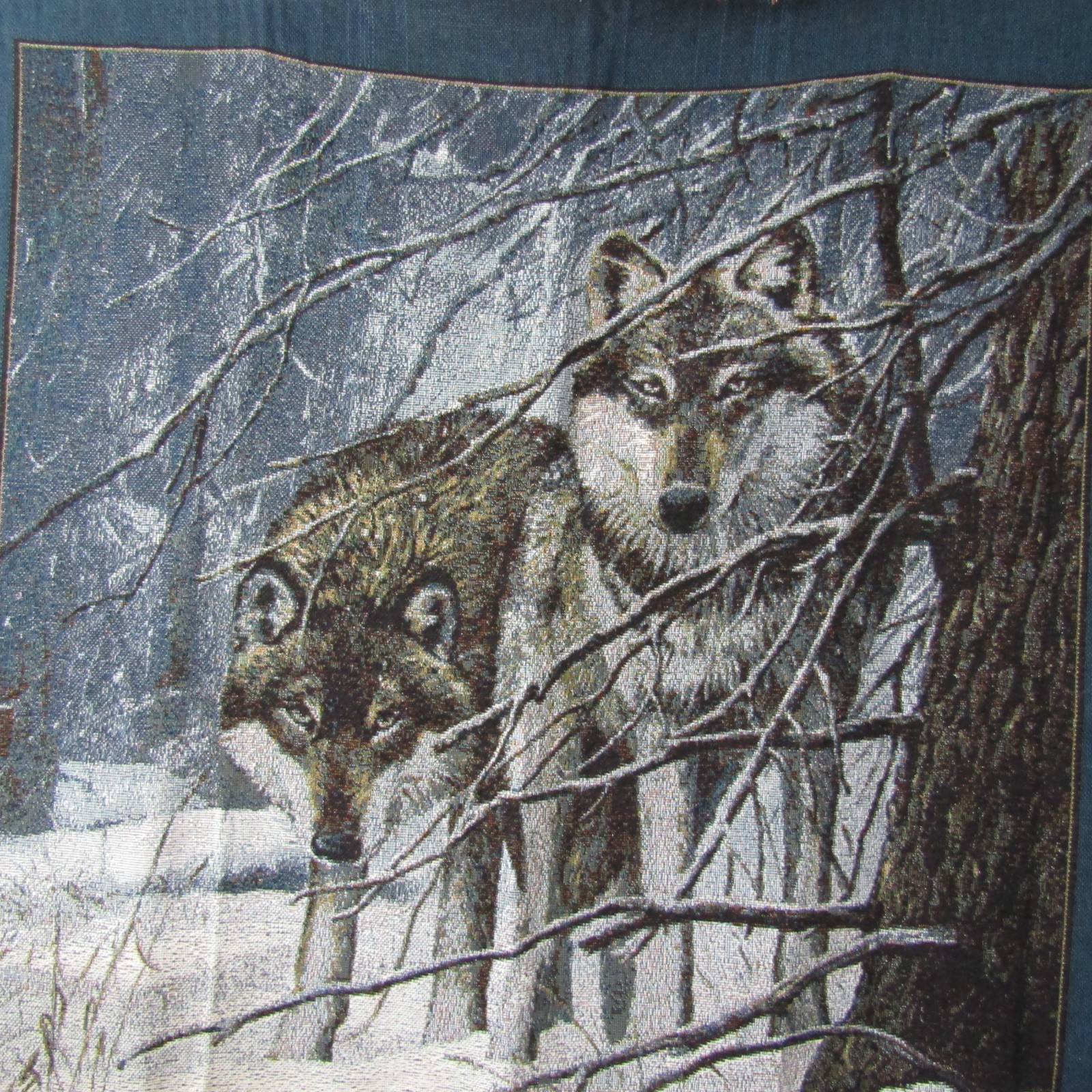 Timberwolf Wolves Tapestry Throw Blanket 55×45″ + Fringe Blue Wall hanging