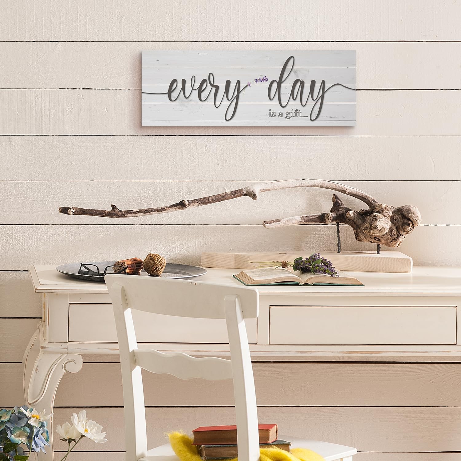 Every Day is a Gift Signs Wall Decor Inspirational Quotes Wall Plaques Family…