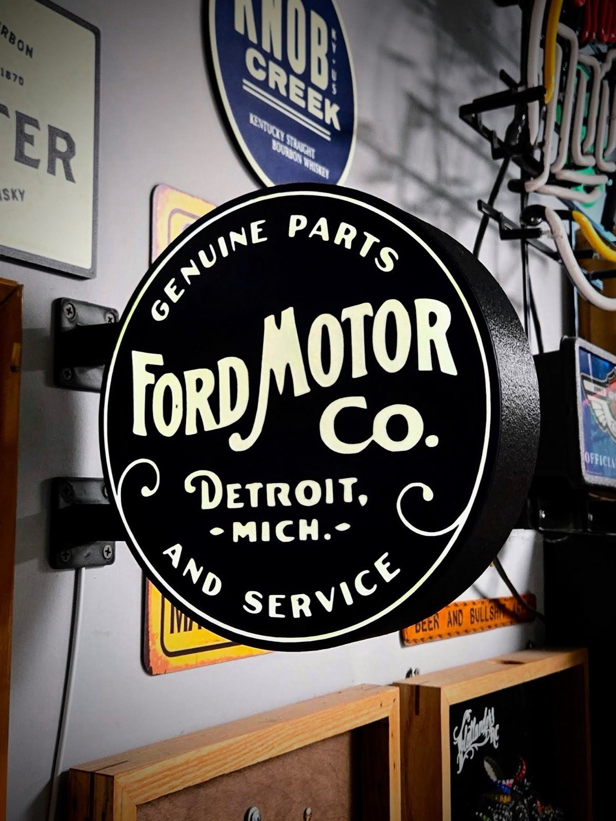Ford Genuine Parts Round LED Light Box | Double Sided RGB Option
