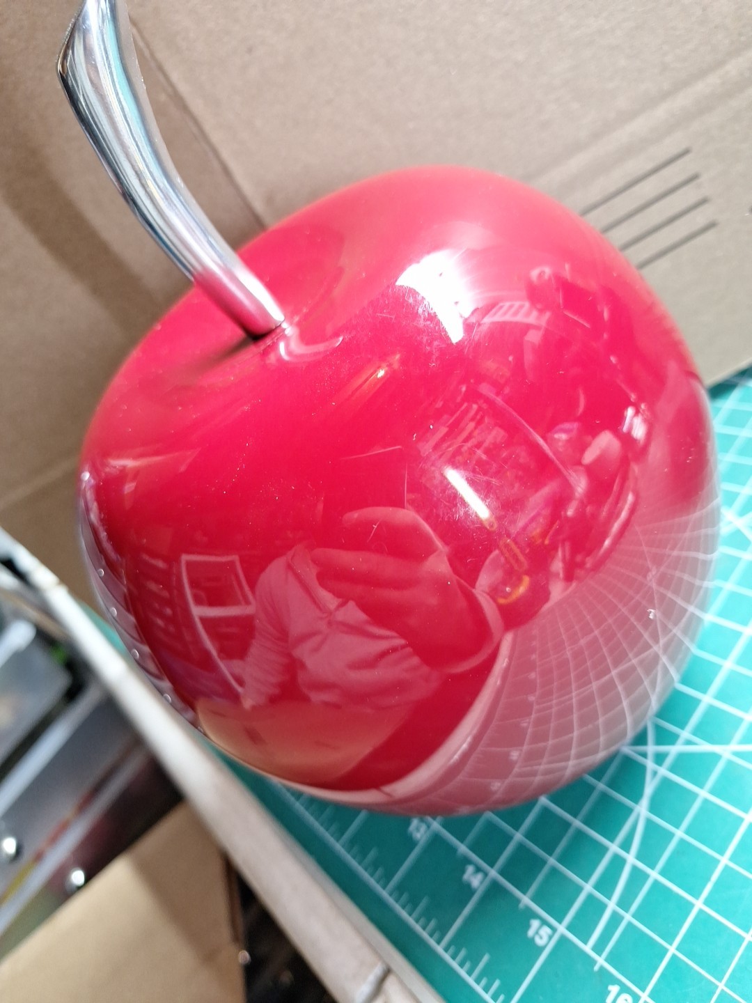 X Large 9in Red Aluminum Decorative Apple