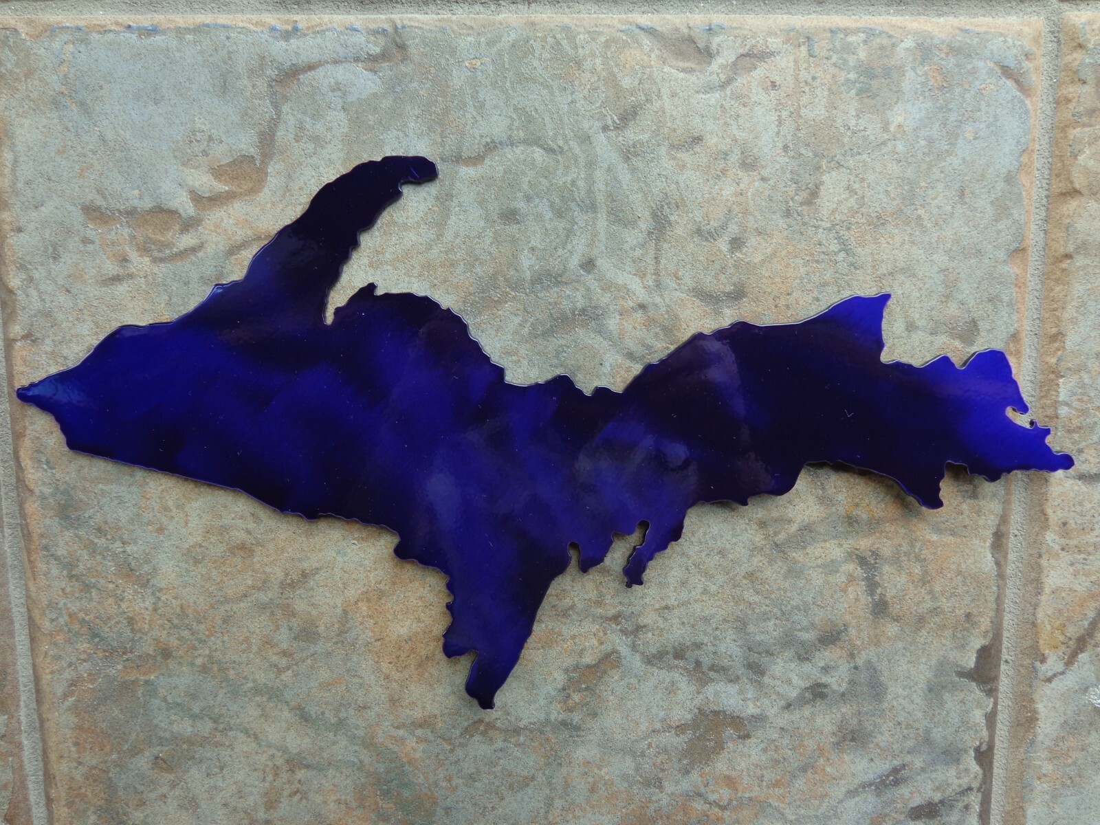 Upper Peninsula Michigan Outline Plasma Cut Wall Art 12″ W Different Colors