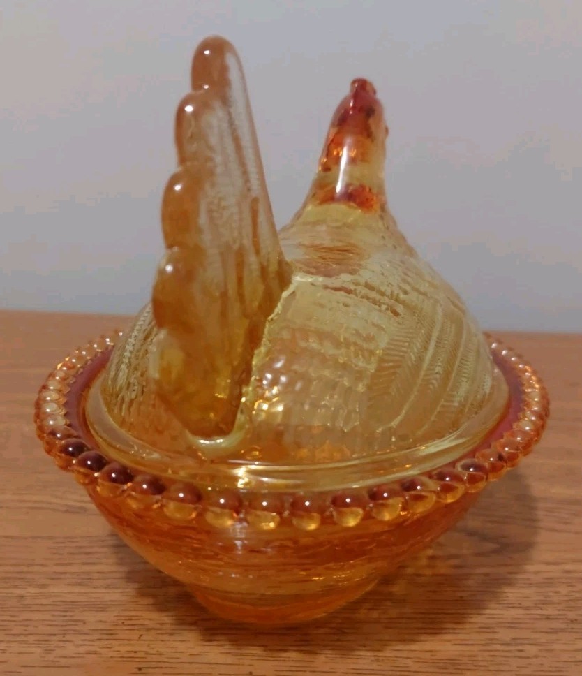 Amber Glass ”Hen on Nest” Covered Dish 5 1/2 In Tall 7 In Long NEW