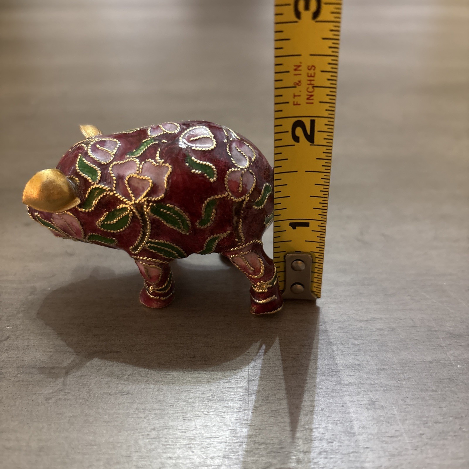 Vintage Cloisonné Burgundy/Purple Pig Floral Design Gold Inlay 2 in Tall