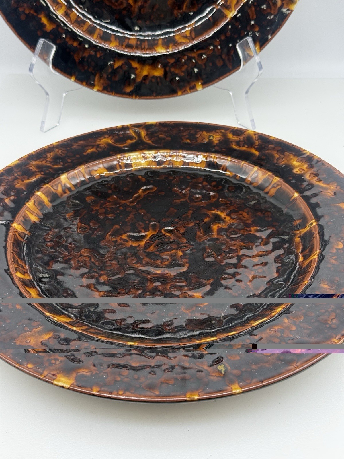 Set Of 2 Tortoise Shell Pattern Decorative Charger Plate Stoneware